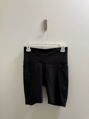 Old Navy - High-Waisted PowerSoft Side-Pocket Bermuda Shorts - Black - Medium